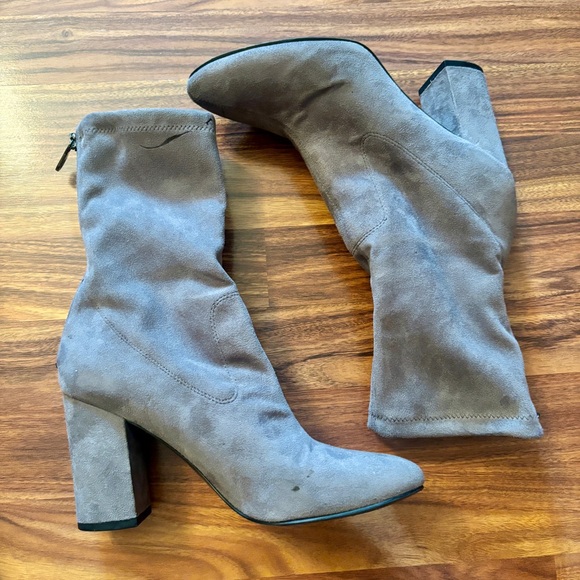 Guess Suede Boots - Picture 3 of 6